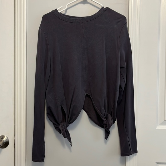 Athleta Sweaters - Athleta Crop Tie Sweatshirt